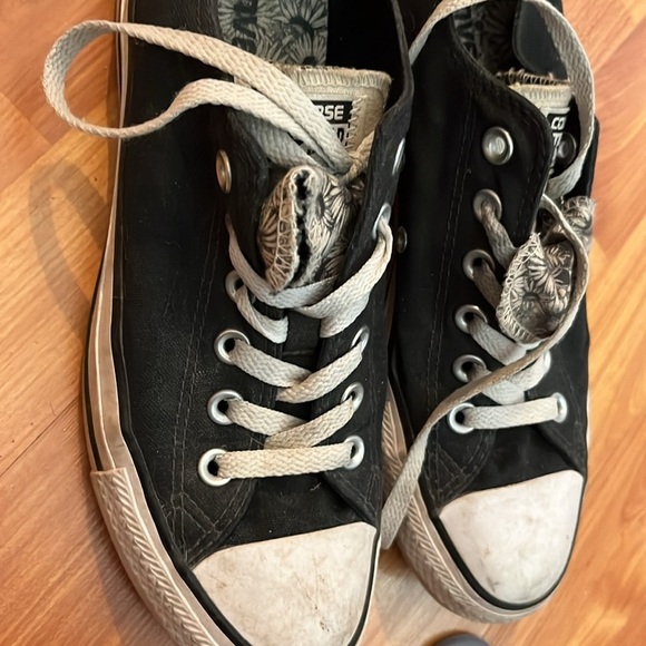 Black Converse All Star Sunflower Design Chucks Size 8 - Picture 2 of 6